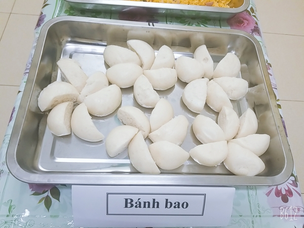 Buffe tại trường chúc mừng Ngày Nhà Giáo Việt Nam 20/11