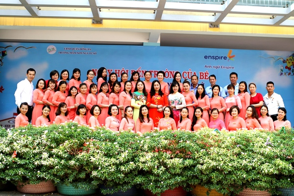 Cán bộ giáo viên, nhân viên trường